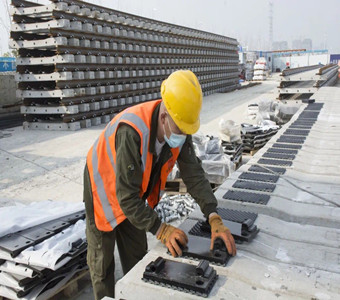 China Railway Cast Base Plates for Railway Rail Ties Manufacturer - Anyang Railway Equipment