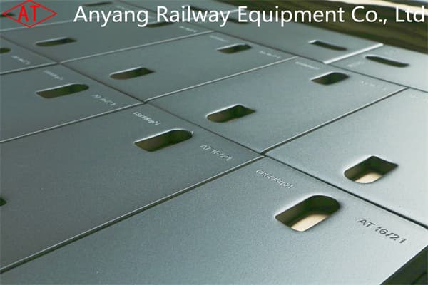 Iron Rail Tie Plates, Track Shoulder Baseplates for Railroad Track Fastening Systems