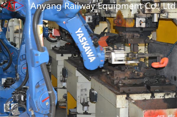 Rail Clips, Tension Clamps for Railway Rail Fastening Systems Factory