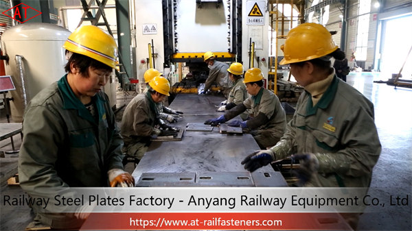 China Railway Rail Steel Plates for Railroad Fastening Systems