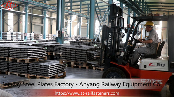 China Railway Rail Steel Plates, Railroad Tie Plate Producer
