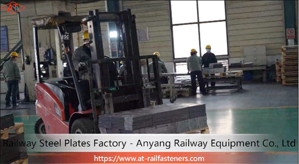 China Rairoad Rail Steel Plates, Railway Tie Plates Manufacturer