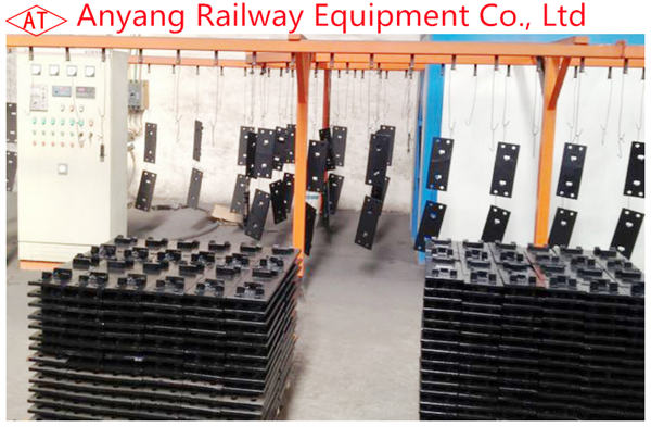 China Producer Cast Tie Plates for Railway Rail Fastening System