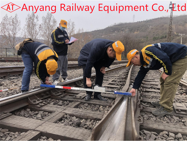 China Railway Rail Protection Spindles Manufacturer