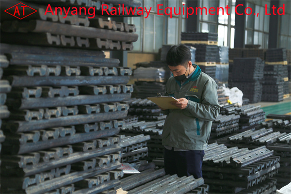 China AREMA Standard 115-119-132-133-136-141RE Railroad Fish Plates Factory