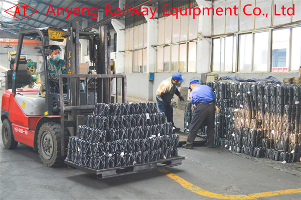 China Tension Clamps/Rail Clips/Railway Fasteners Manufacturer