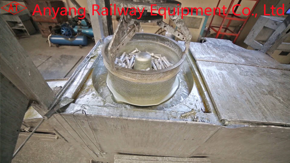 Anti-Rust Process and QC for Rail Bolts, Rail Clips, Rail Fasteners