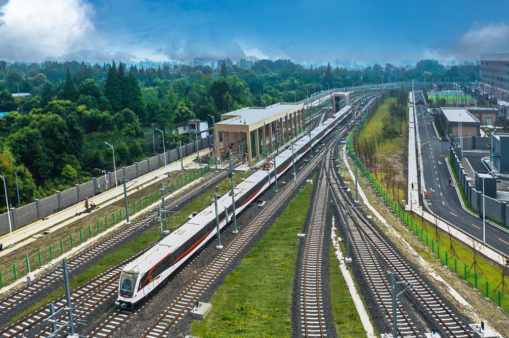 Double-block ballastless track construction for Chengdu Metro Line 7