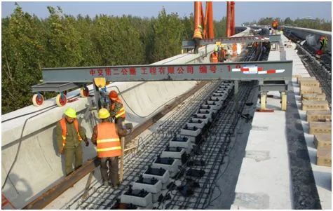 Double-block ballastless track construction for Chengdu Metro Line 7