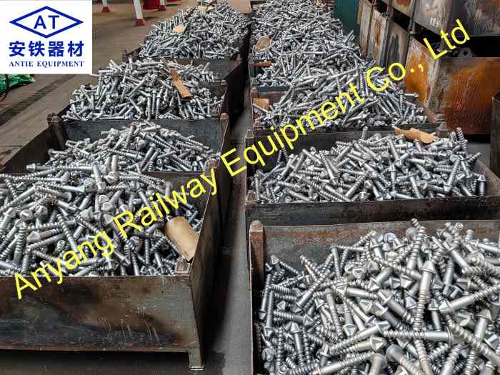 China Made DHS35 Sleeper Spike for Railway Concrete Sleeper